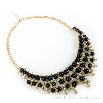 Black Pearl Pendant With Shiny Rhinestones Collar Necklace